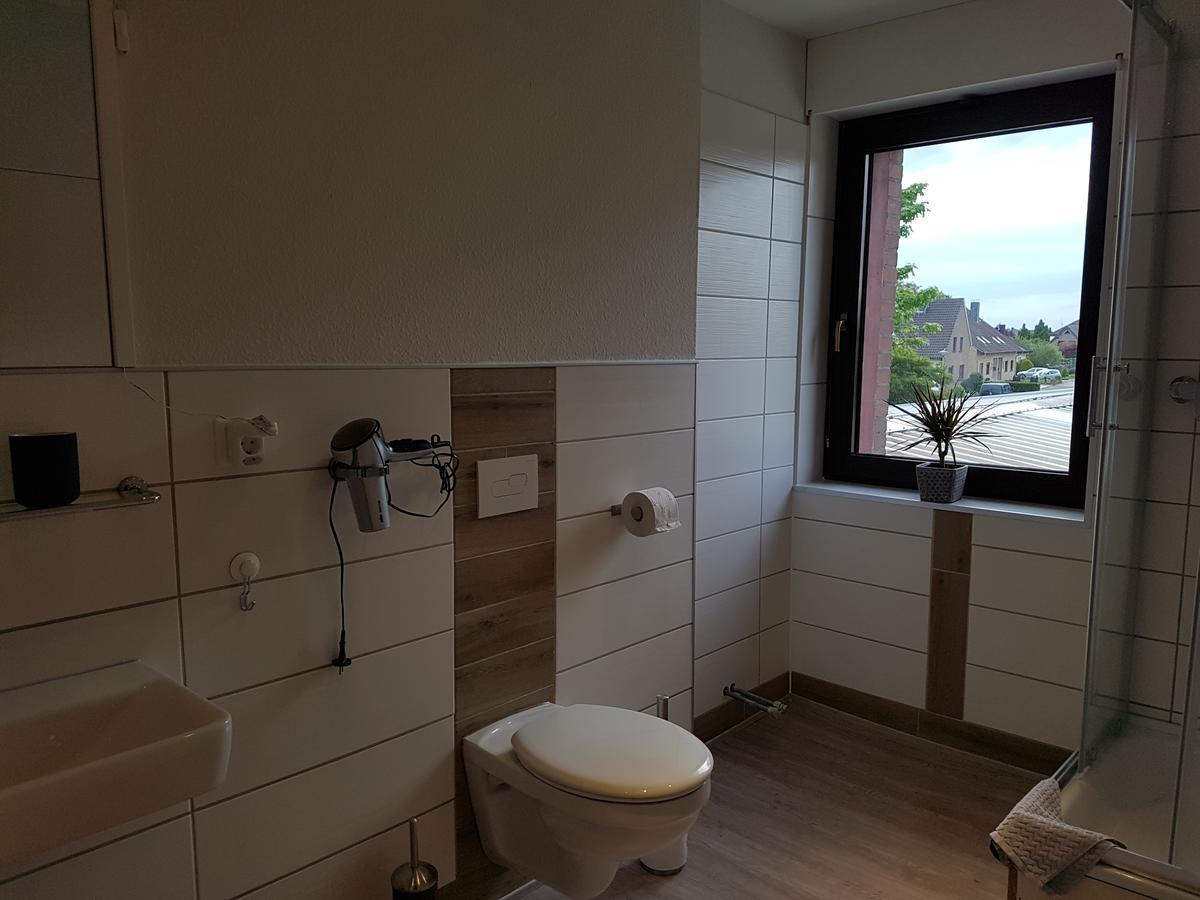 Landgasthof Schaenzer Voerde Extérieur photo